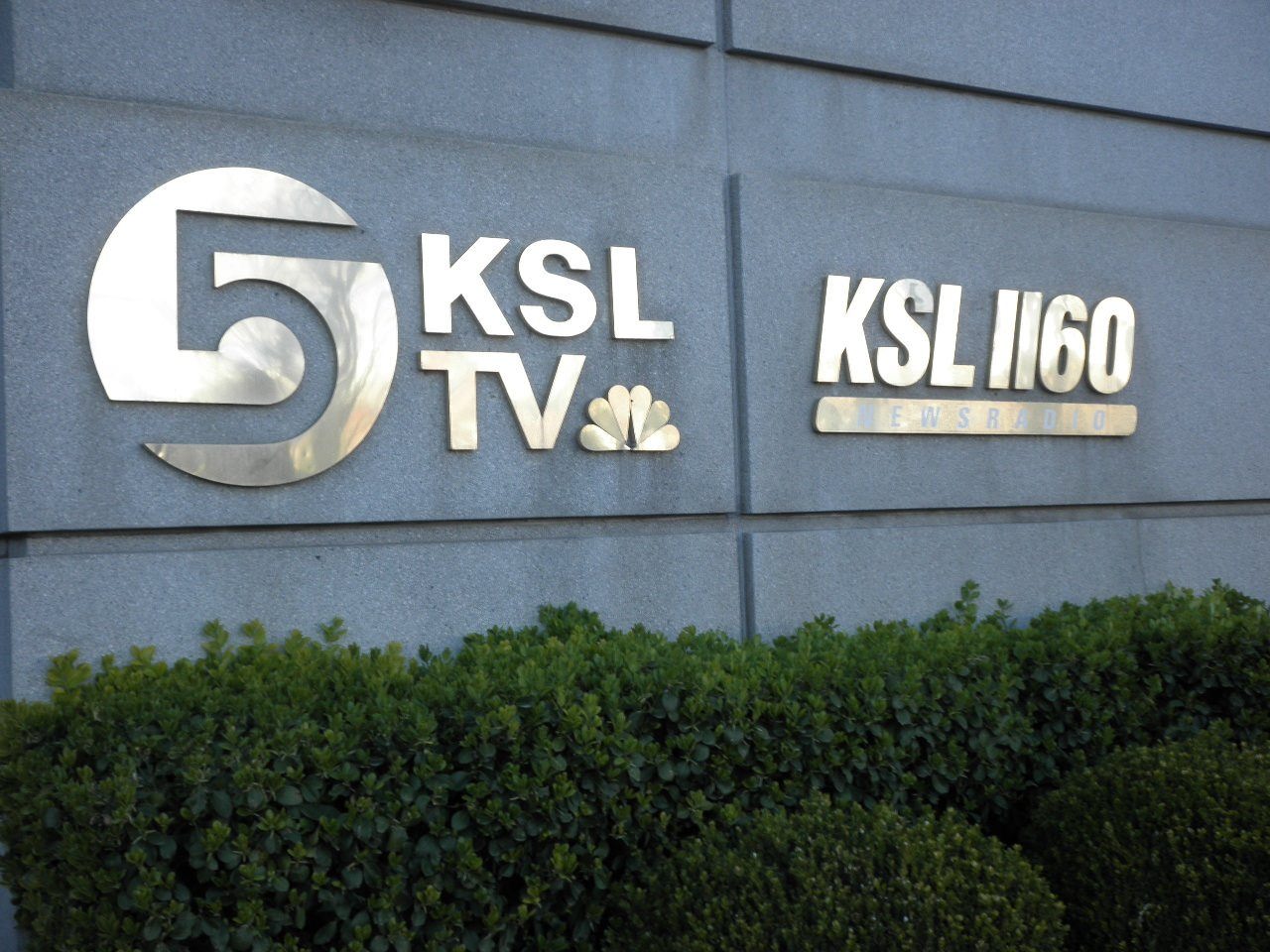 Activity/Tour to KSL - May 2010 — photograph 1