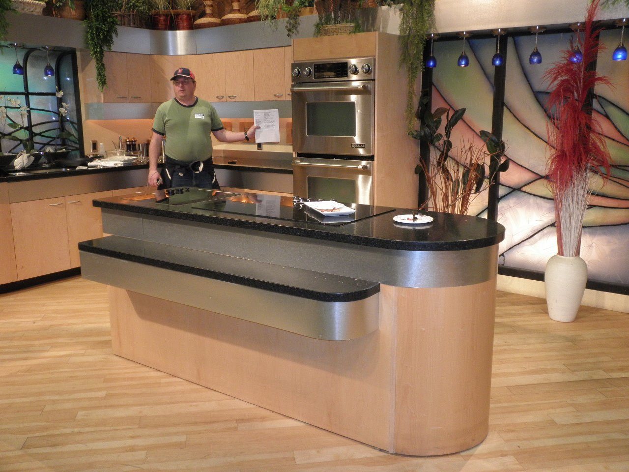 Activity/Tour to KSL - May 2010 — photograph 8