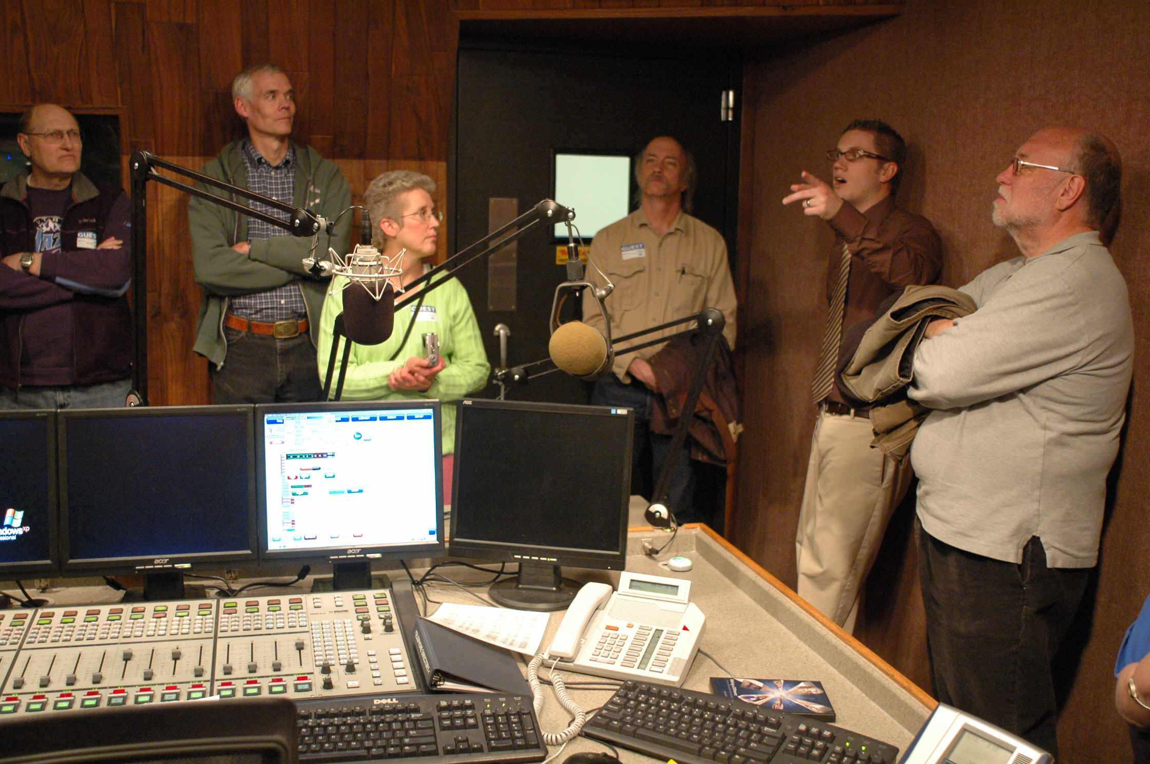 Activity/Tour to KSL - May 2010 — photograph 20