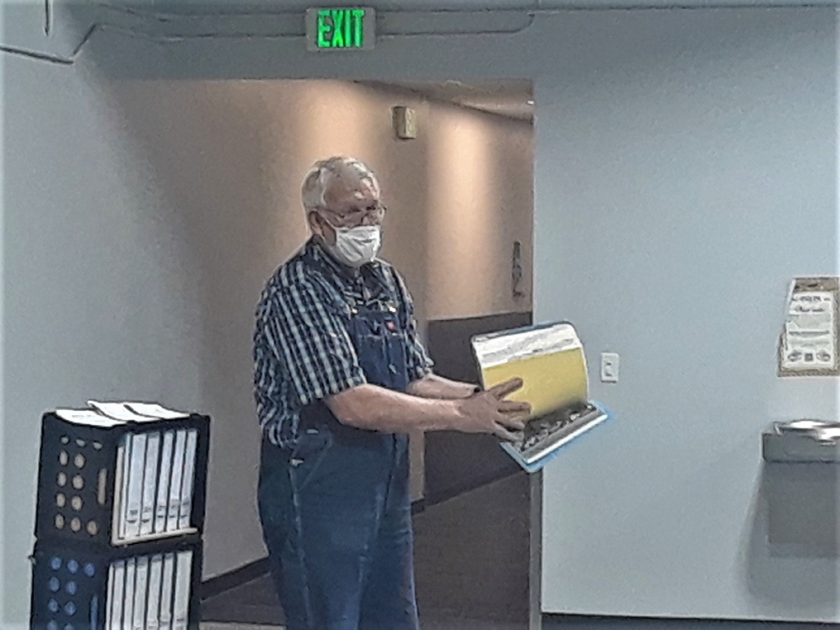 April (in-person) Meeting - April 2021 — photograph 12