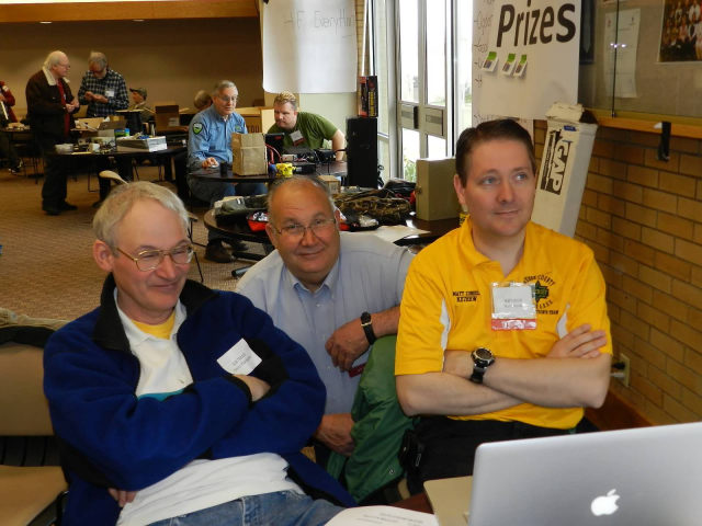 EmComm Hamfest - April 2013 — photograph 3