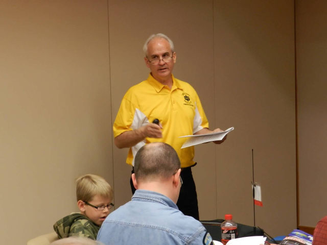 EmComm Hamfest - April 2013 — photograph 5