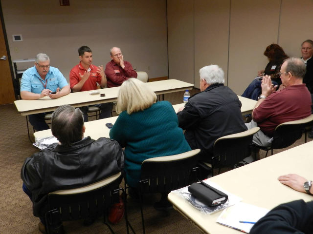 EmComm Hamfest - April 2013 — photograph 8
