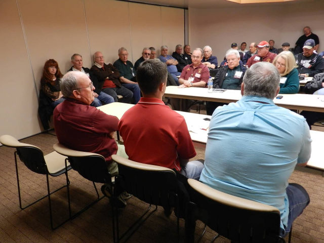 EmComm Hamfest - April 2013 — photograph 9