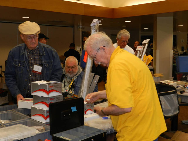 EmComm Hamfest - April 2013 — photograph 21