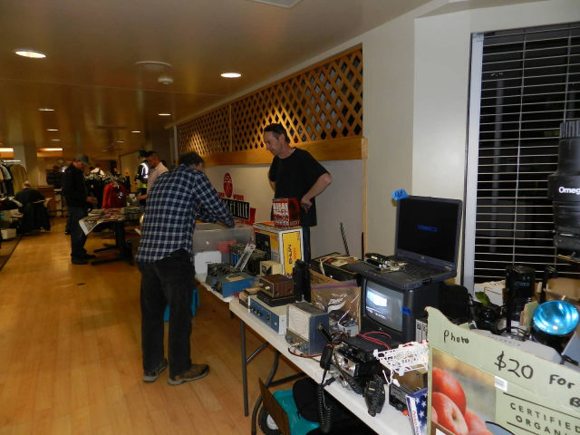 EmComm Hamfest - April 2013 — photograph 25