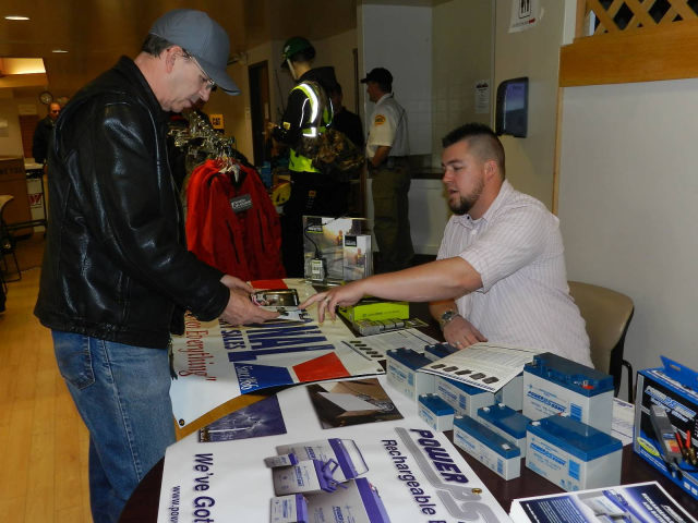 EmComm Hamfest - April 2013 — photograph 28