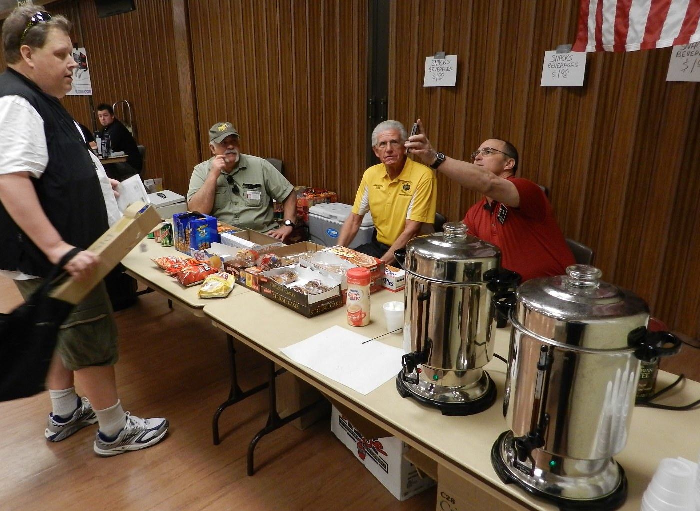 EmComm Hamfest - April 2014 — photograph 7
