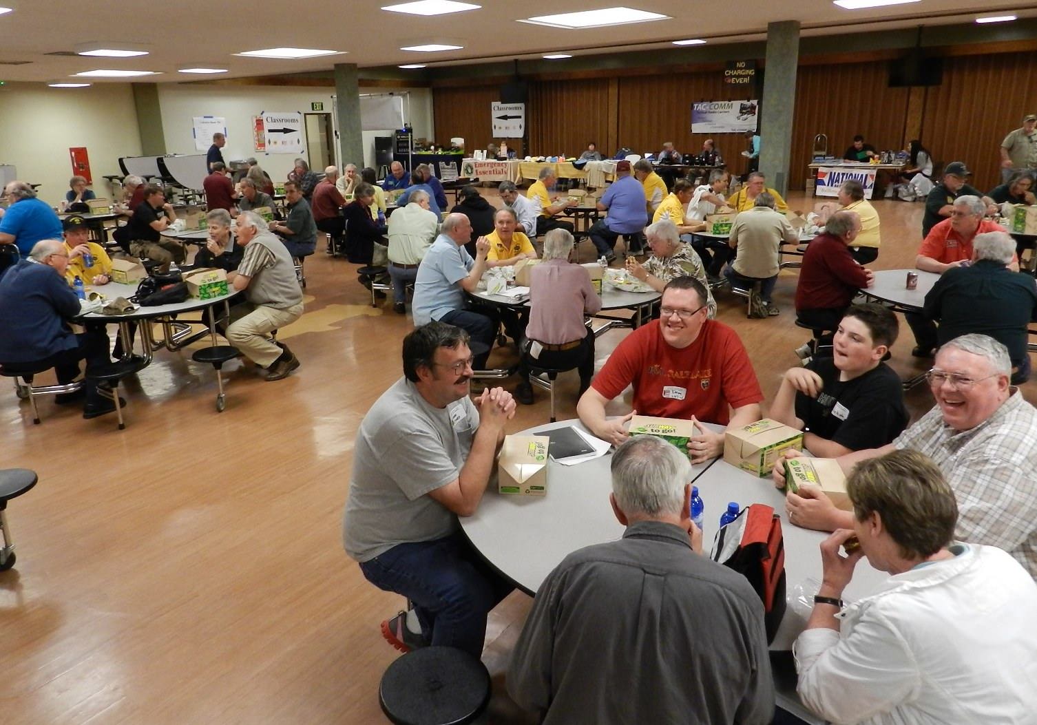 EmComm Hamfest - April 2014 — photograph 18