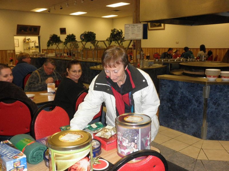 Family Dinner 2010 — photograph 12