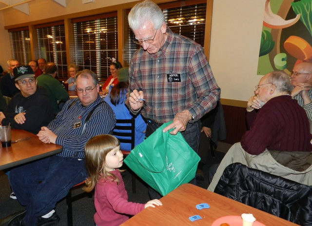 Family Dinner - December 2013 — photograph 2
