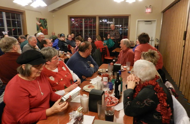 Family Dinner - December 2013 — photograph 16