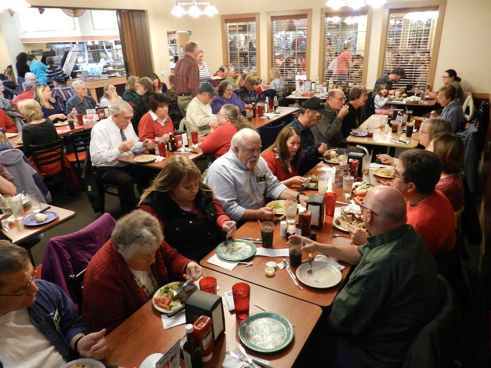 Family Dinner - December 2014 — photograph 16
