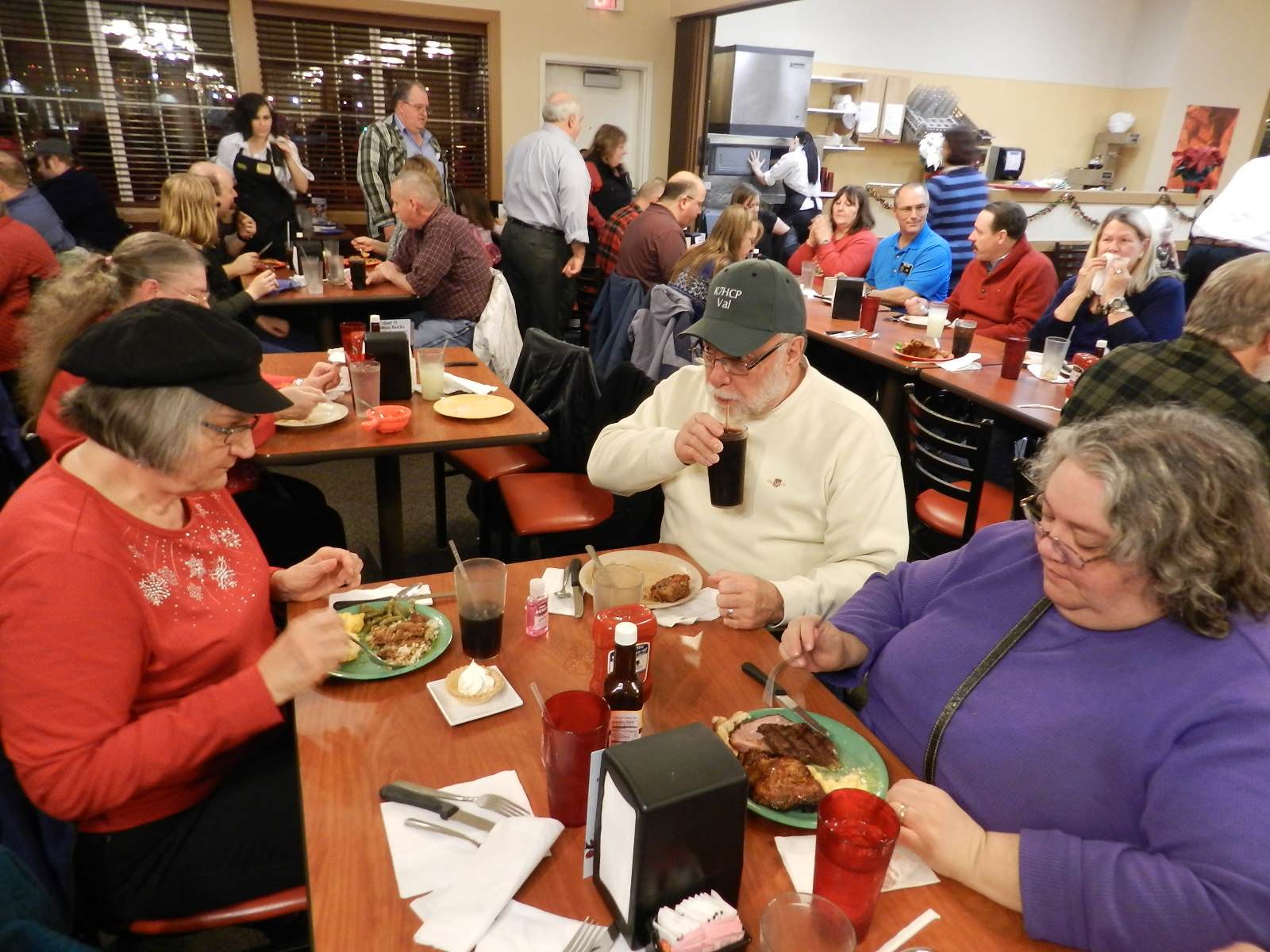 Family Dinner - December 2014 — photograph 18