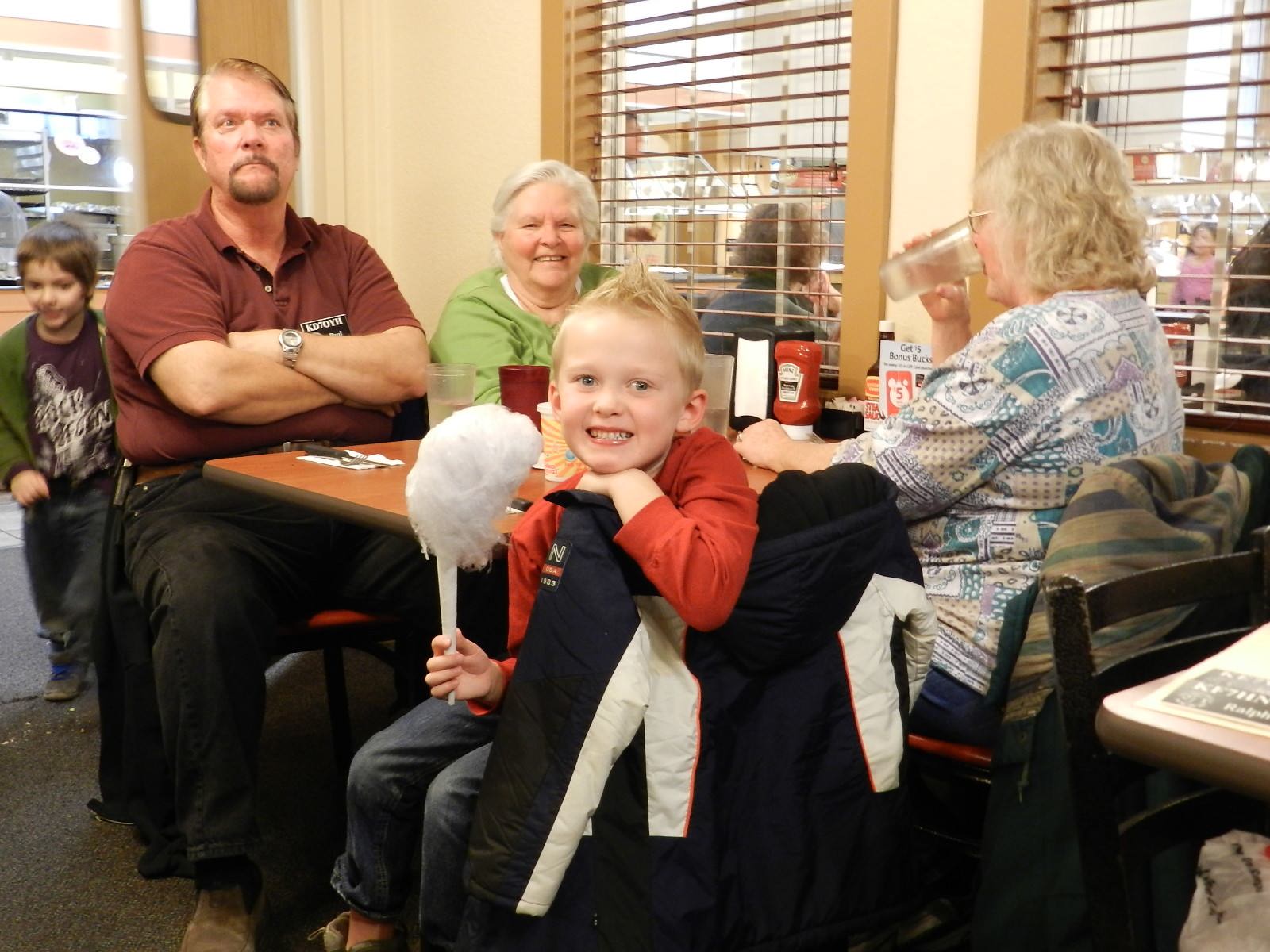 Family Dinner - December 2014 — photograph 21