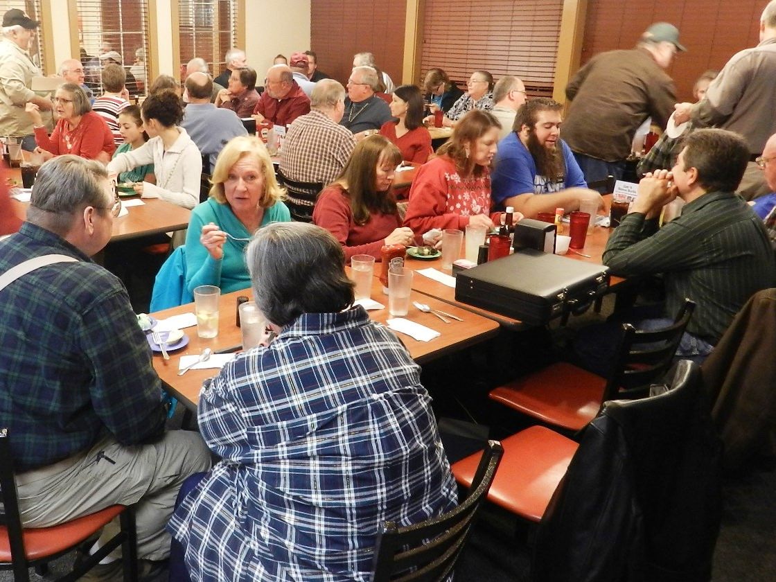 Family Dinner - December 2015 — photograph 13