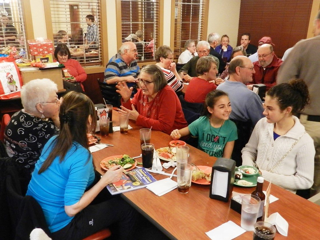 Family Dinner - December 2015 — photograph 14