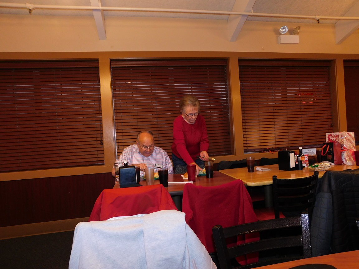 Family Dinner - December 2017 — photograph 25