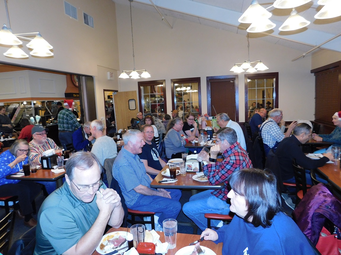 Family Dinner - December 2018 — photograph 9