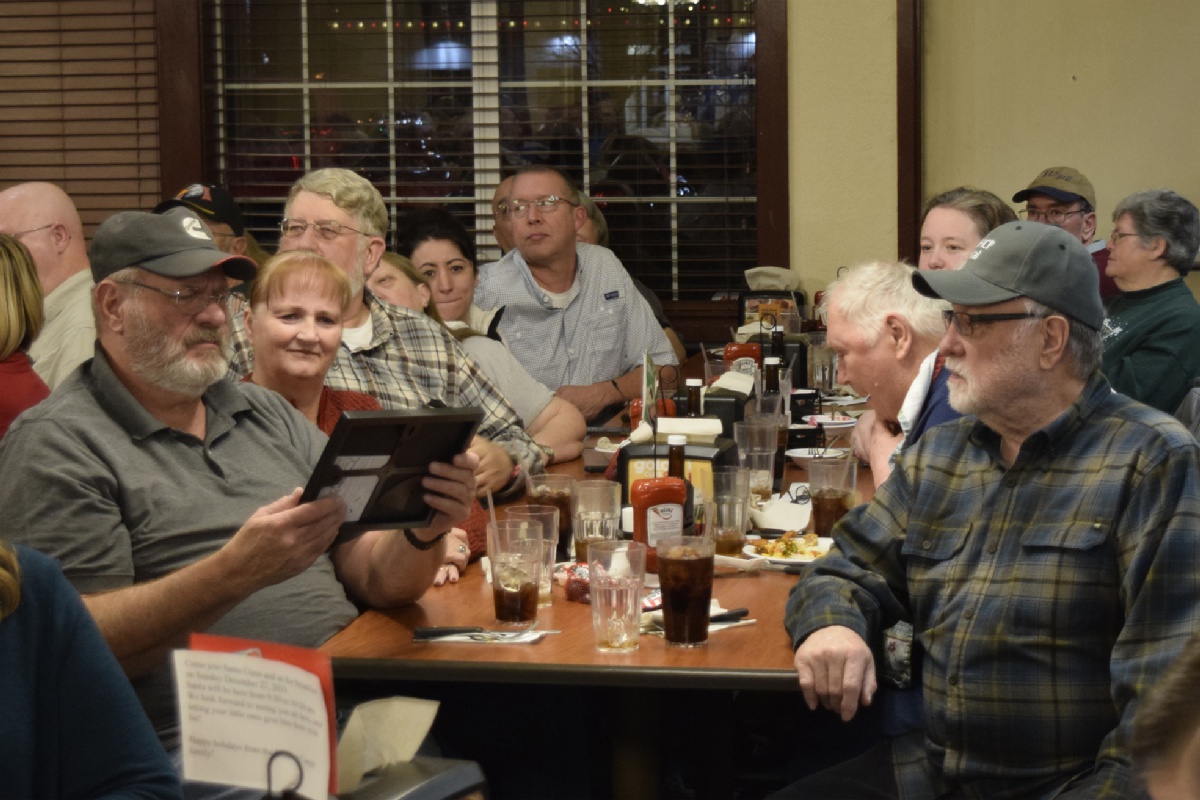 Family Dinner - December 2019 — photograph 9
