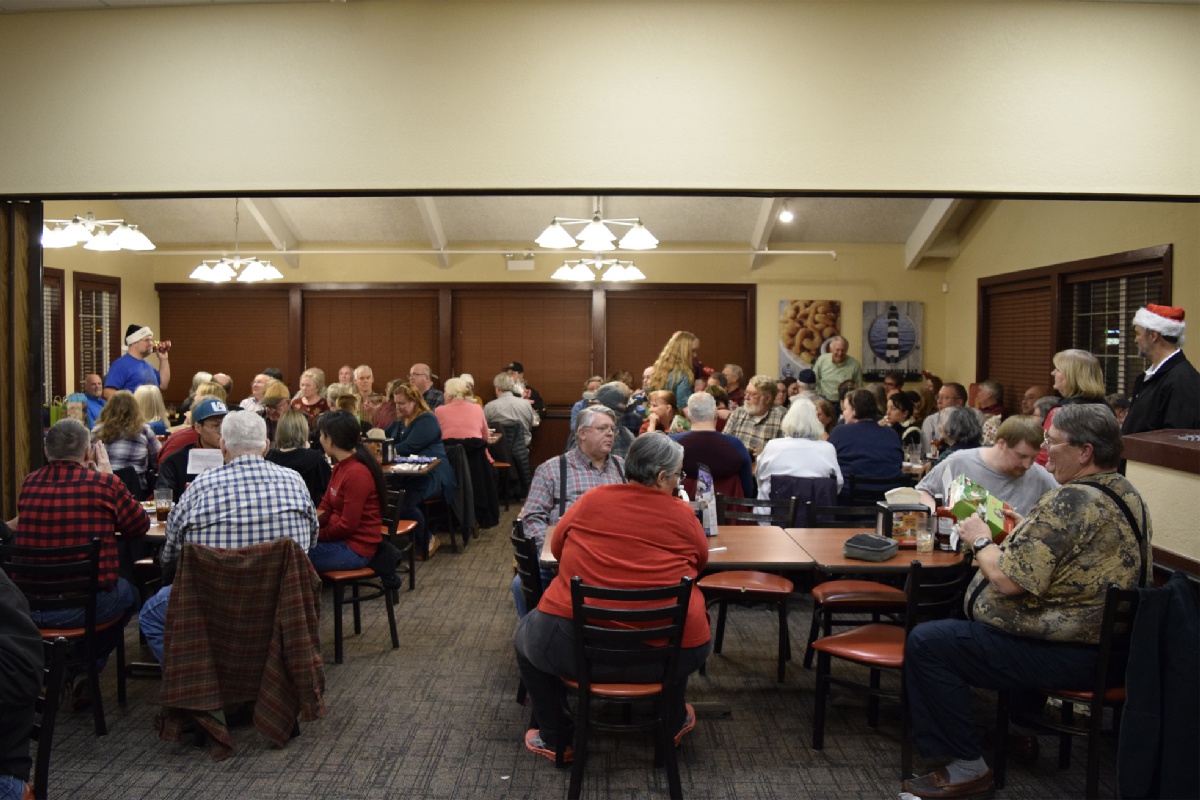 Family Dinner - December 2019 — photograph 14