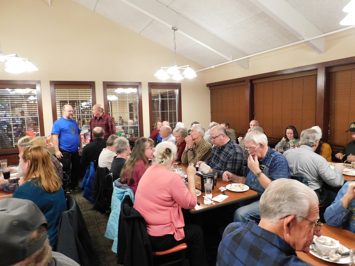 Family Dinner - December 2019 — photograph 39