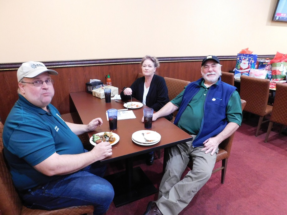 Family Dinner - December 2022 — photograph 3