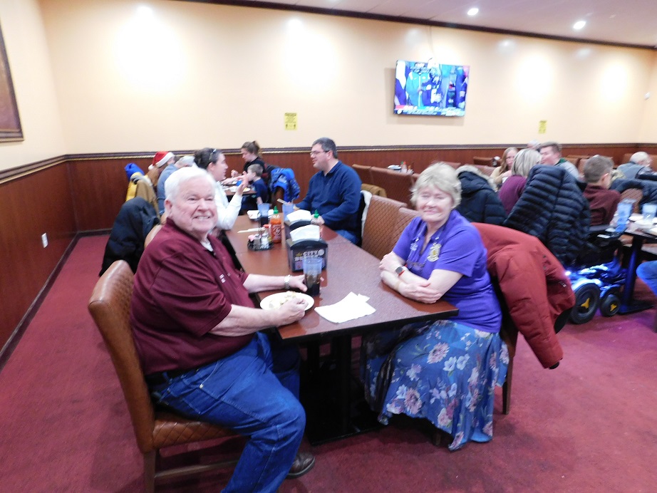 Family Dinner - December 2022 — photograph 6