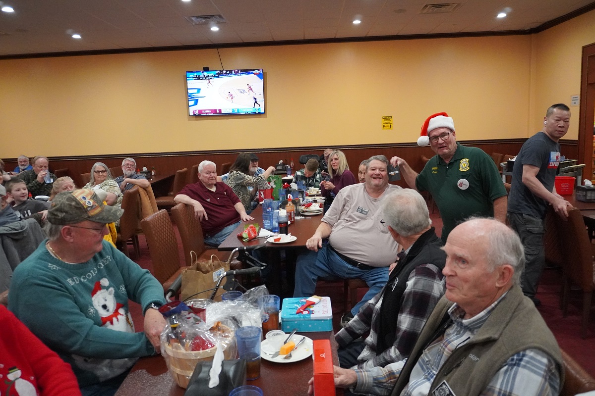 Family Dinner - December 2023 — photograph 26
