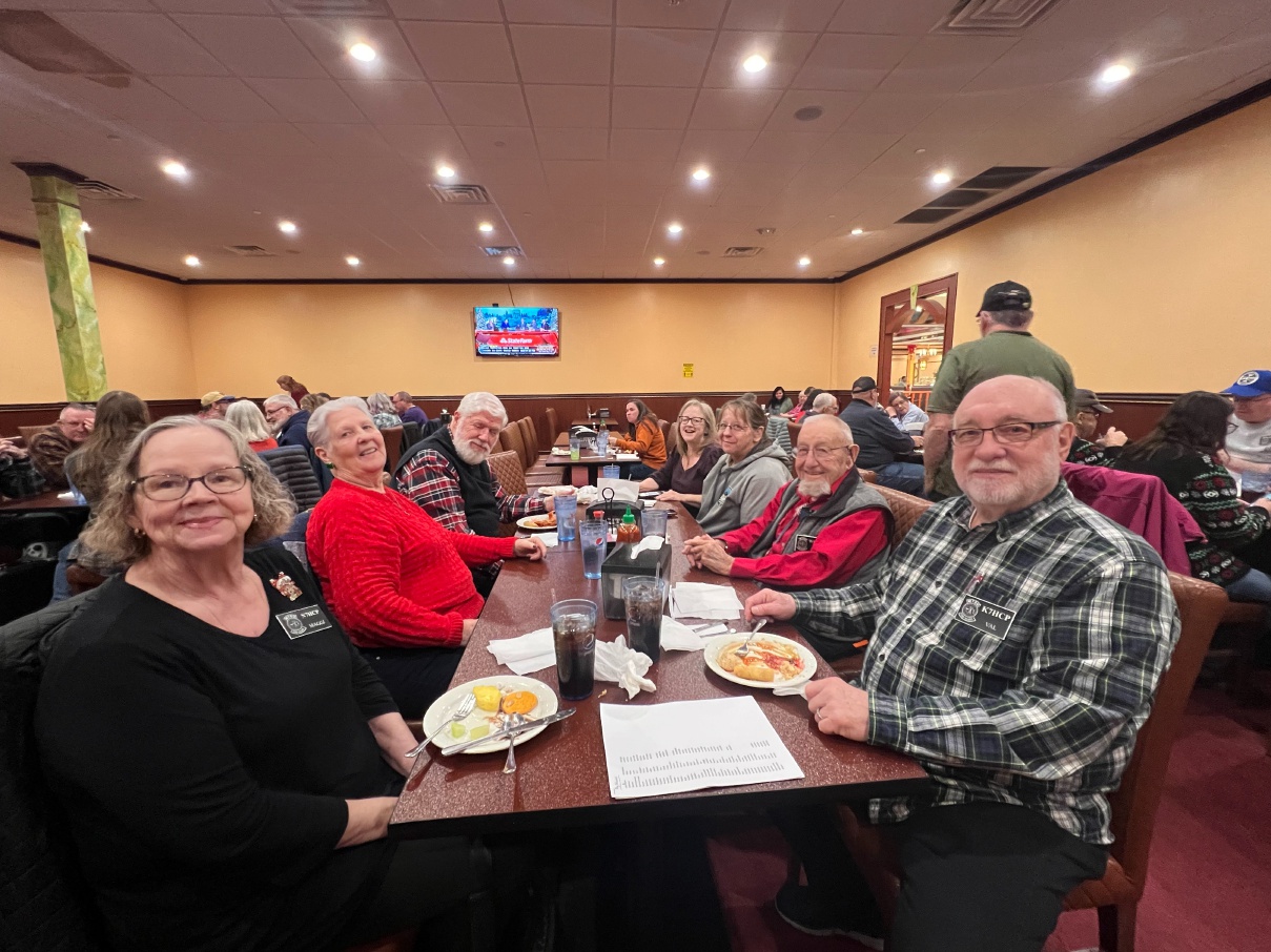 Family Dinner - December 2024 — photograph 13