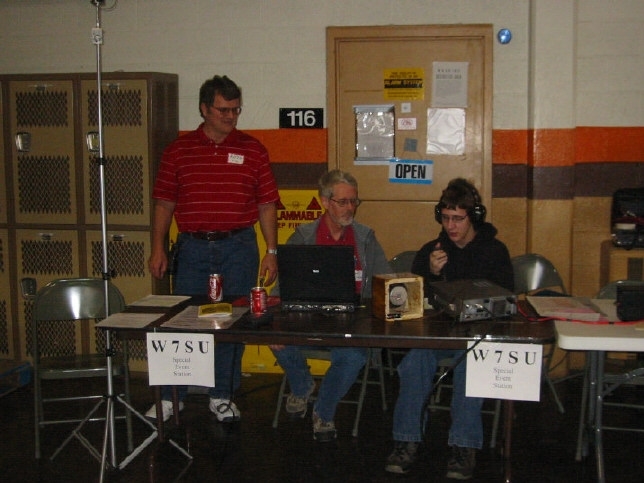Northern Utah Hamfest 2005 pics — photograph 7