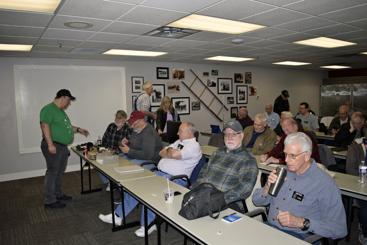 Show & Tell Meeting - March 2019 — photograph 4