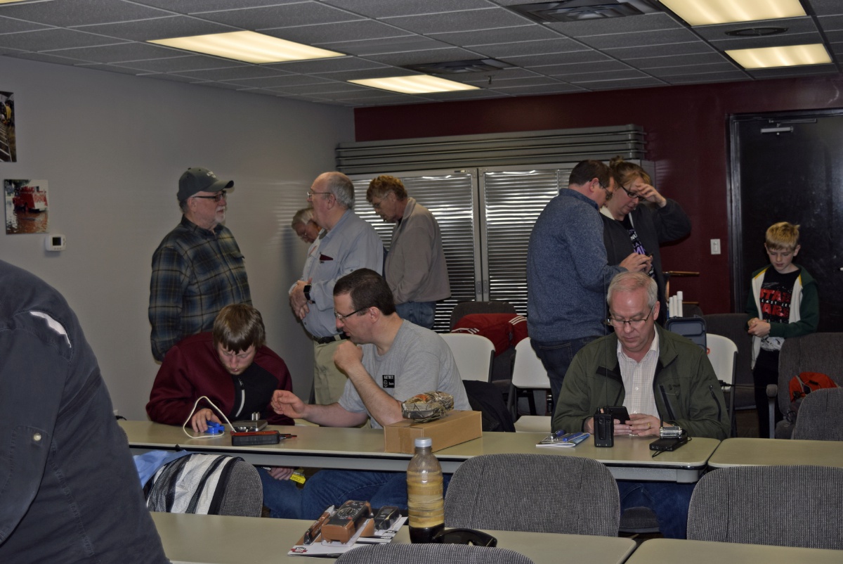 Show & Tell Meeting - March 2019 — photograph 7
